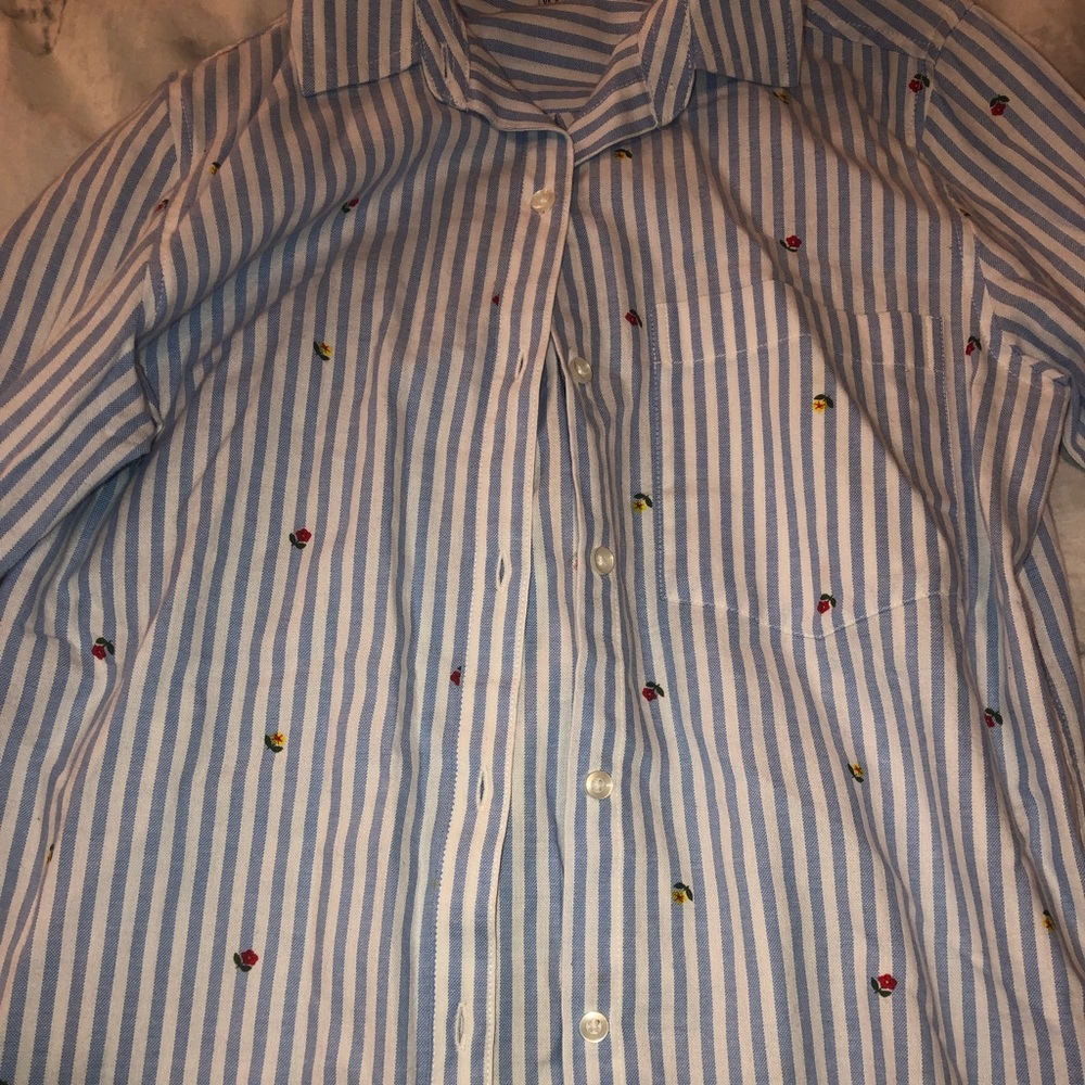 Forever 21 Button down - Picture 4 of 4